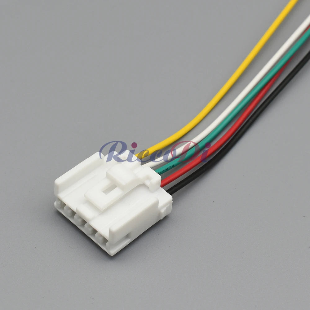 5 Pins Automotive Glass Lifter Socket Wire Harness Connector 7282-1050 7283-1050 1300-3111 1300-3783 90980-12348 for Toyota