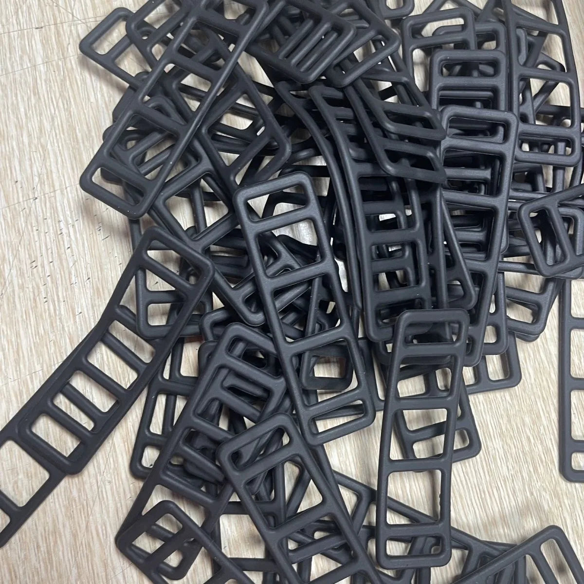 12/4pcs Bike Silicone Mount Bands Bicycle Light Rubber Straps Clip for Headlight Taillight Fixing Universal Bike Accessories