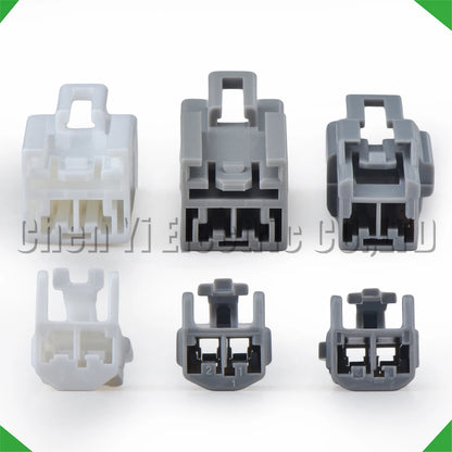 2 Pin Seat Light Horn Connector 7283-1020 90980-11724 90980-12B28 7189-3037