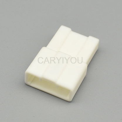 Automotive 7-Pin 0.6/1.2 Series Composite Connector — Toyota Central Control Latch Plug Male Female Docking Socket