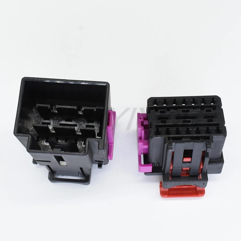 8K0972483 / 4F0972575 Automotive 17-Pin Power Seat Connector — VW / Audi Electric Seat Adjustment Control Plug