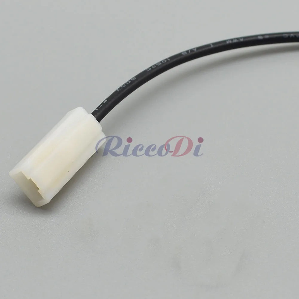 1 Pin 6.3mm Female Connector DJ7014A-6.3-21 PA66 Automotive Vehicle Wiring Terminal Socket