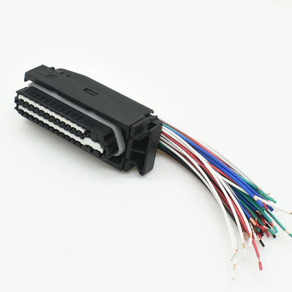 1393436-4 / 1393450-5 / V23542-C1052-B300 Automotive ECU Gearbox Computer Board Connector — Engine Control Socket