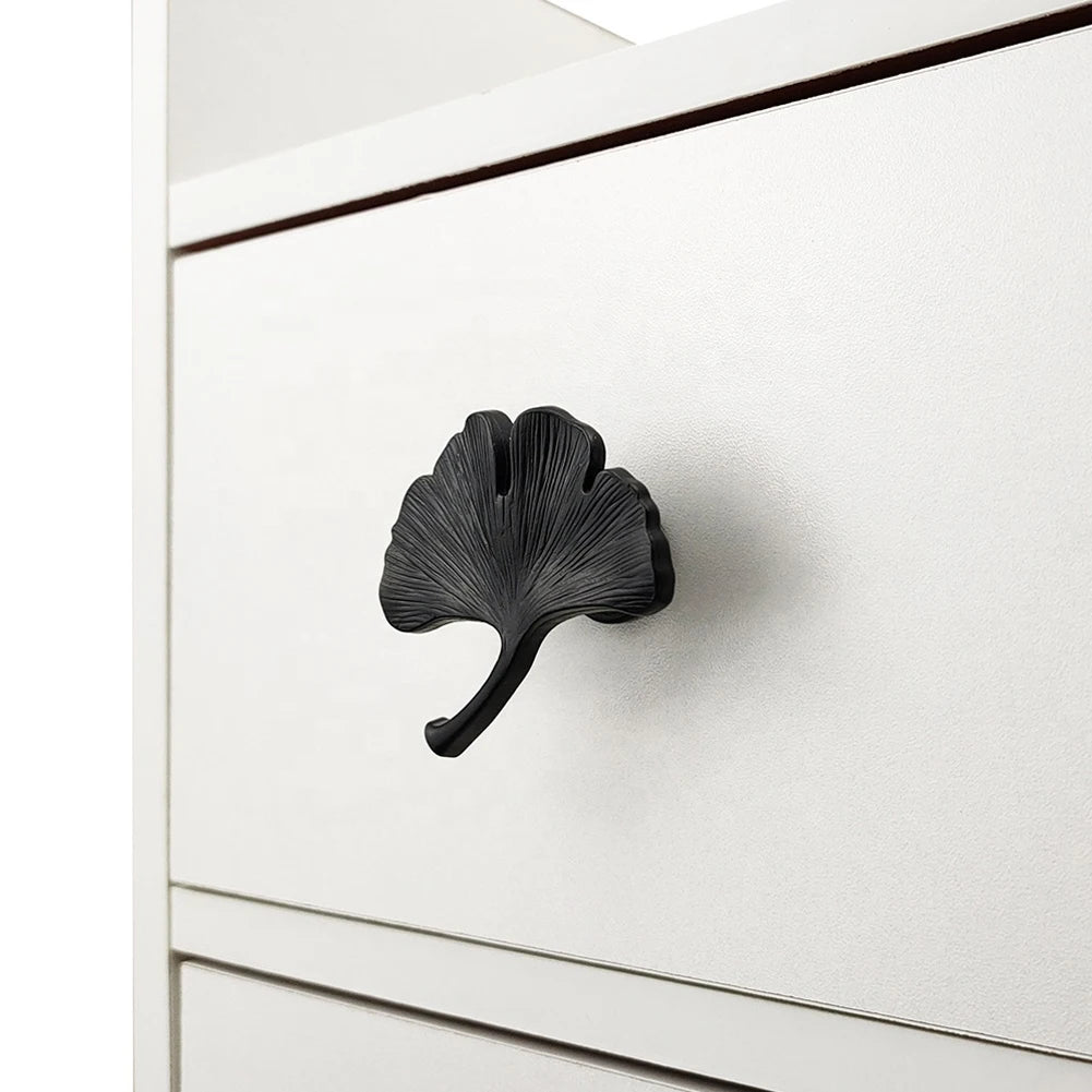Zinc Alloy Ginkgo Leaf Cabinet Handle for Furniture Doors Providing Resistance and Applicable to For Children Rooms