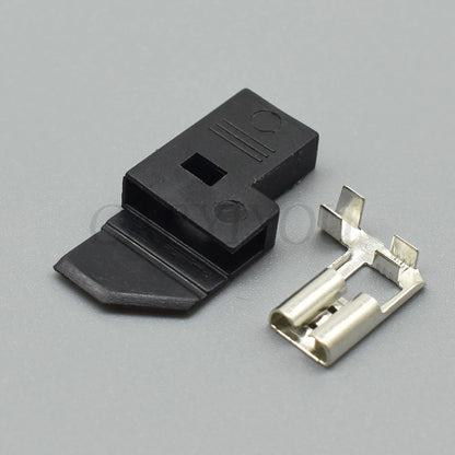 1 Pin 6.3mm Flag Right Angle Connector DJ7019A-6.3-21 Spring Lock Automotive Lamp Socket