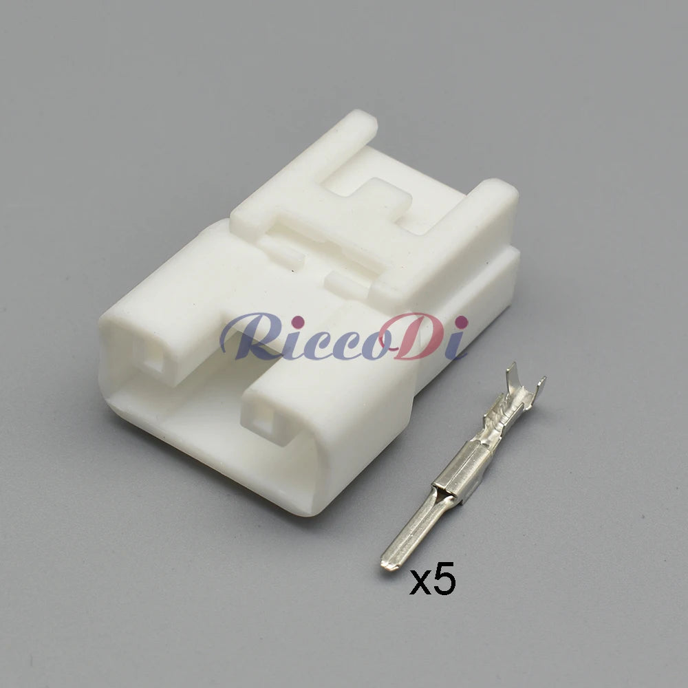 5 Pins Automotive Glass Lifter Socket Wire Harness Connector 7282-1050 7283-1050 1300-3111 1300-3783 90980-12348 for Toyota