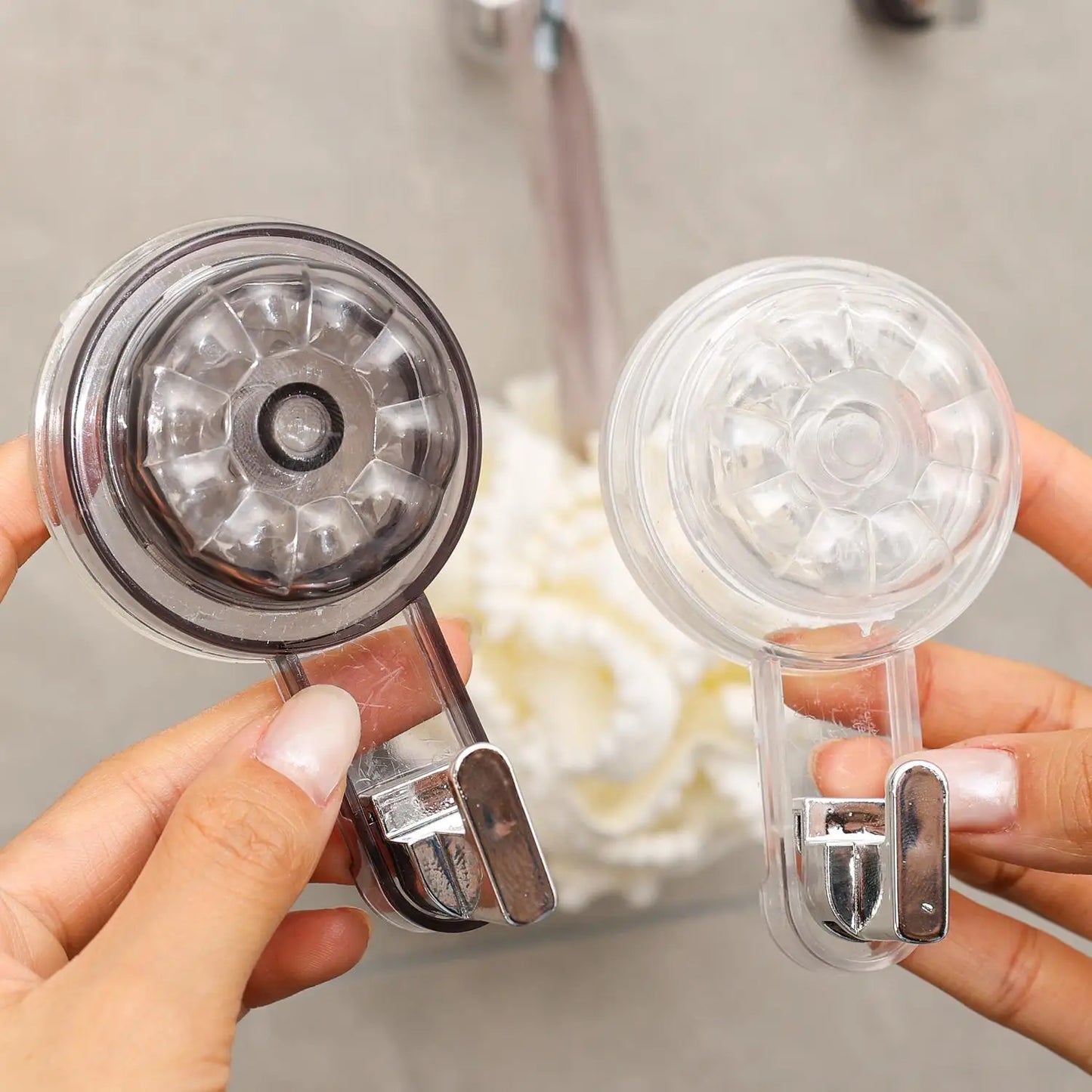 Nail-Free Vacuum Suction Cup Wall Hooks — Reusable Heavy Duty Traceless Hanger for Bathroom Kitchen Clothes