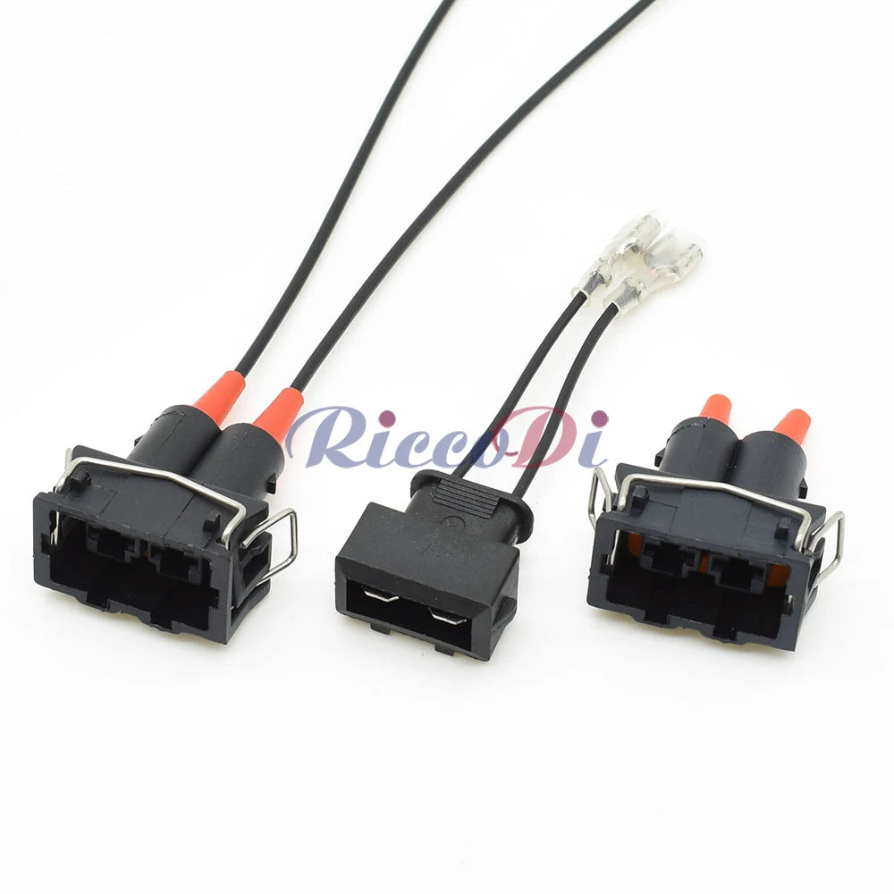 sealed automotive electrical connector housing for reliable outdoor vehicle applications