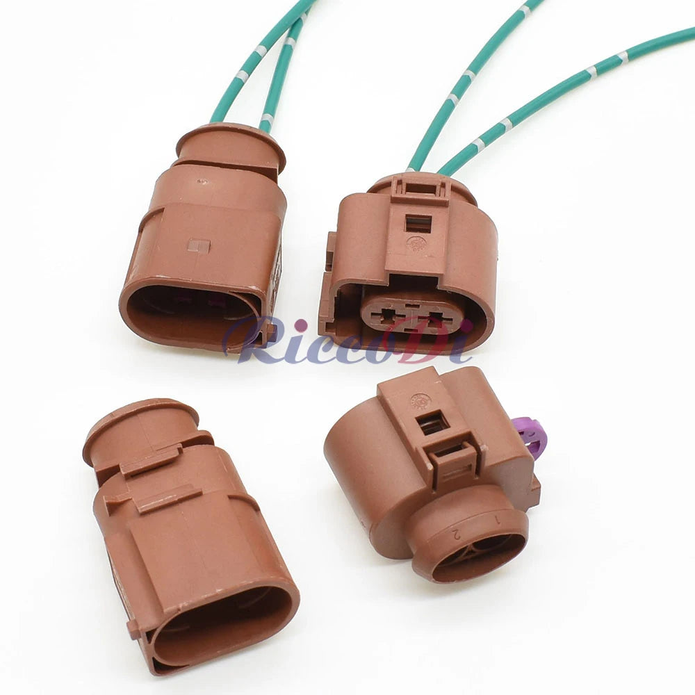 2 pin 6.3mm sealed automotive fan connector plug waterproof design for vehicle wiring