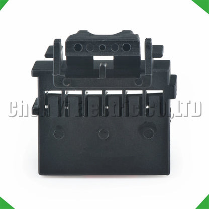6 Pin Tail Light Connector 7701477989 7703297051 for Renault Clio II