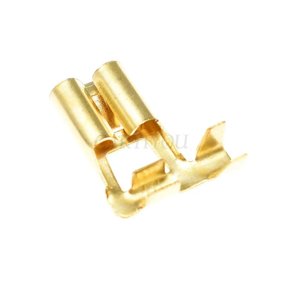 3-Pin H4 Headlight Socket Connector DJD031A-1 PA66 High Temperature for Audi VW Automotive