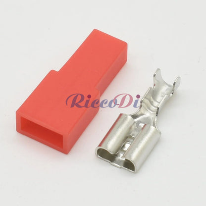 DJ7013B-6.3-21 Automotive Yellow Rectangular Connector — 6.3mm 1-Pin Jacketed Wiring Plug with Terminal