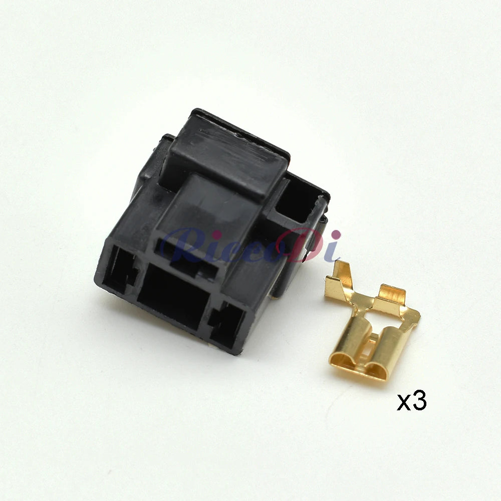 3-Pin H4 Headlight Socket Connector DJD031A-1 PA66 High Temperature for Audi VW Automotive