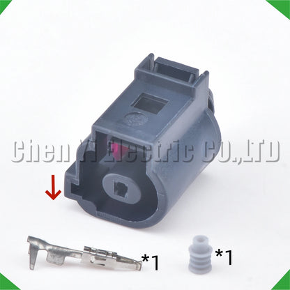 1 Pin Oil Pressure Sensor Connector 1J0937081 1J0973701 For VW Jetta Golf