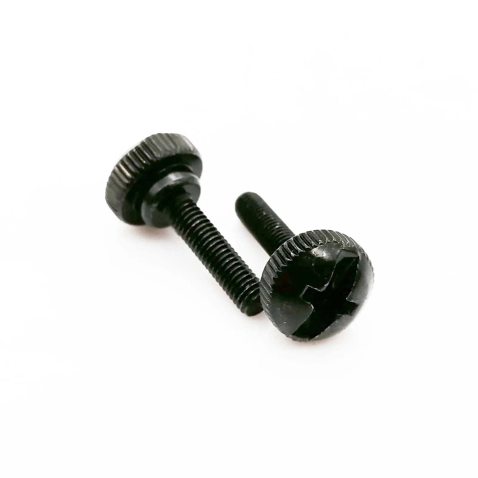 Tool-free_hand_tighten_M3_carbon_steel_slotted_Phillips_thumb_screw_for_computer_case