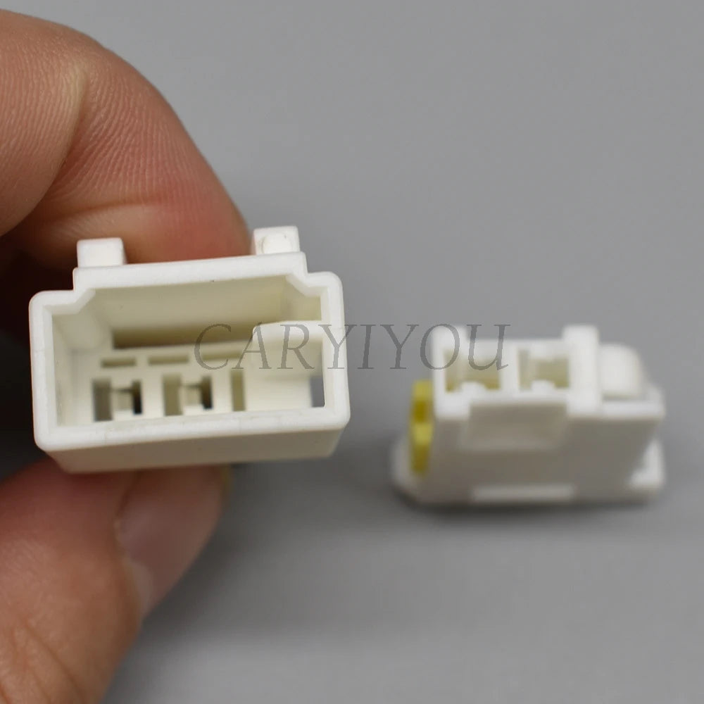 automotive 2 pin wire connector socket designed for reliable car speaker connections