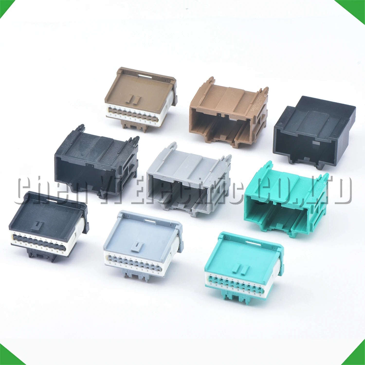 Audio amplifier module connector harness plug