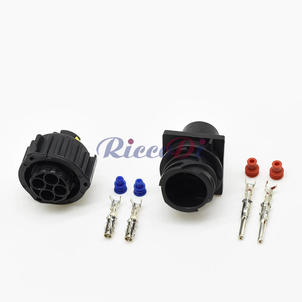 Side view of 2.5mm automotive wiring connector showing durable male and female plug interface