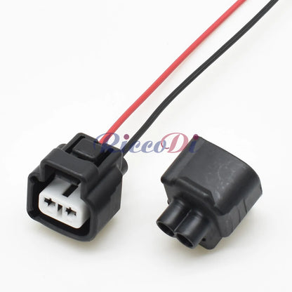 Detailed view of female 2-pin connector 192000-3130 showing waterproof sealing and pin alignment for sensor wiring