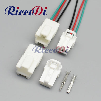 3-Pin auto connector 7122-7830 7123-7830 showing full view of unsealed socket and AC assembly wiring harness with 15cm wire