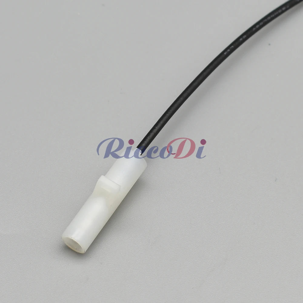 2mm white female automotive connector plug applied in automotive wiring harness for secure electrical performance