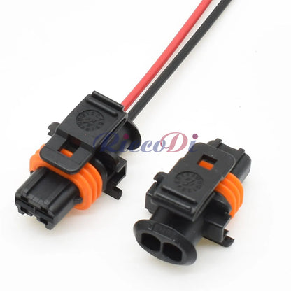 Durable automotive diesel injector wiring harness socket connector plug for vehicles