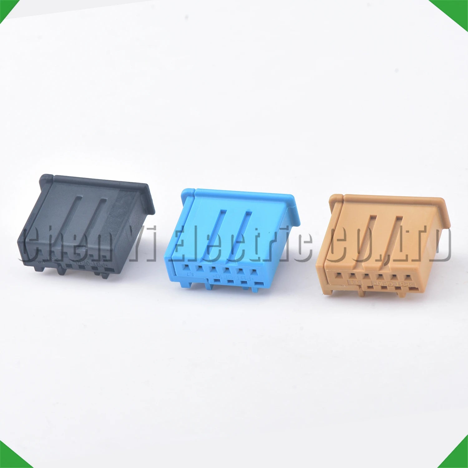 Automotive reading light wire harness connector