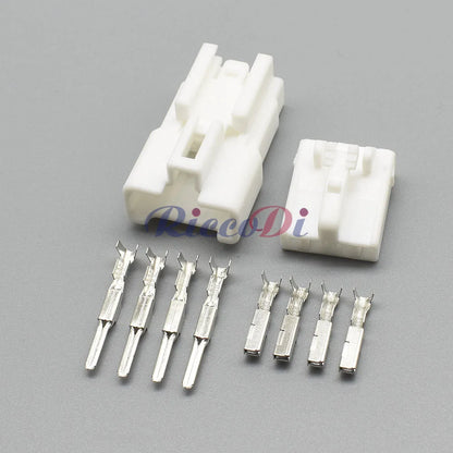 4 Pin male and female automotive cable harness plug MG651038 MG641041, ideal for car electric wiring