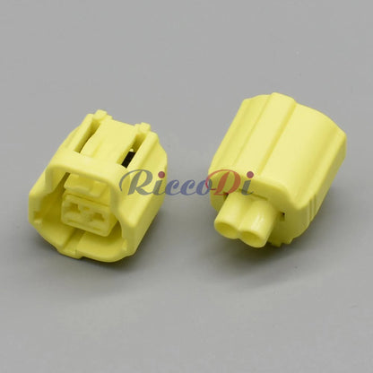 Durable automotive wiring connector plug socket for 2 pin waterproof connections