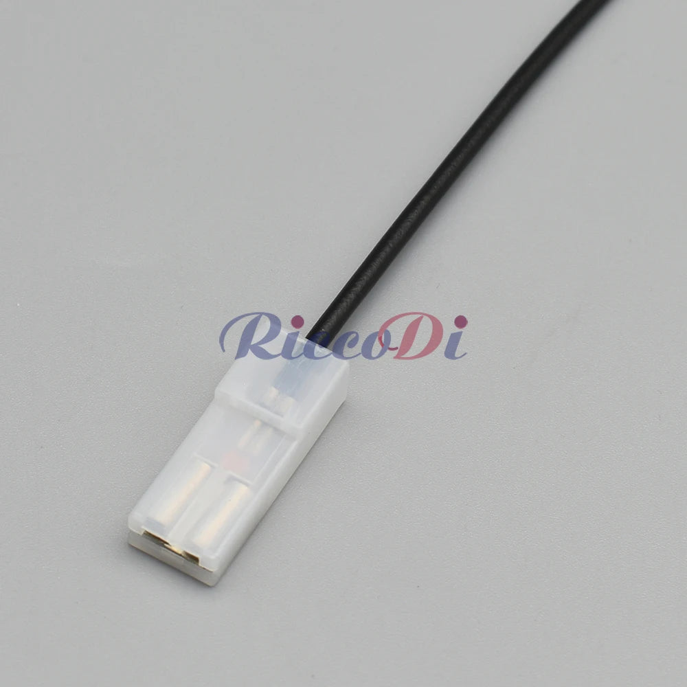 1 Pin unsealed automotive wiring harness connector attached to cable for stable and durable vehicle electrical connections