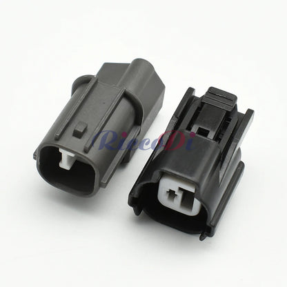 Automotive cable socket connector assembly suitable for vehicle wiring harness repair
