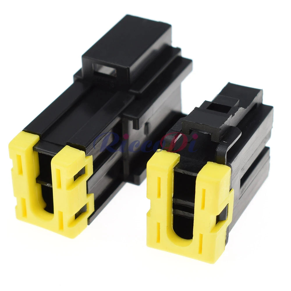 automotive wire harness plug compatible with 7123-4123-30 and 7122-4123-30 for ignition coil applications