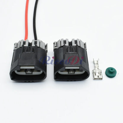 Application of 2 pin automotive electrical connector plug socket in power steering pump and fan wiring