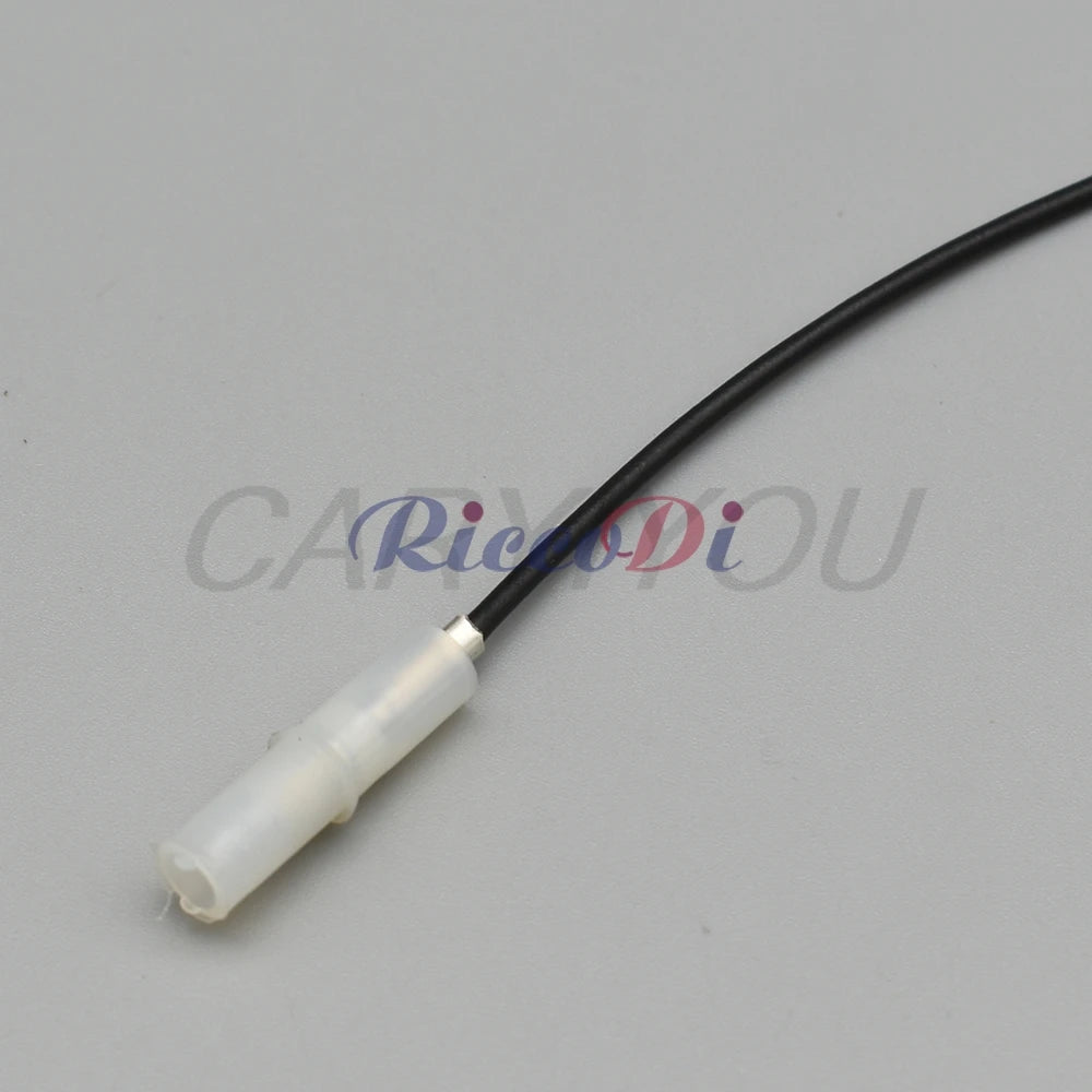 Automotive 1 Pin harness connector plug attached to cable for stable and reliable electrical connections