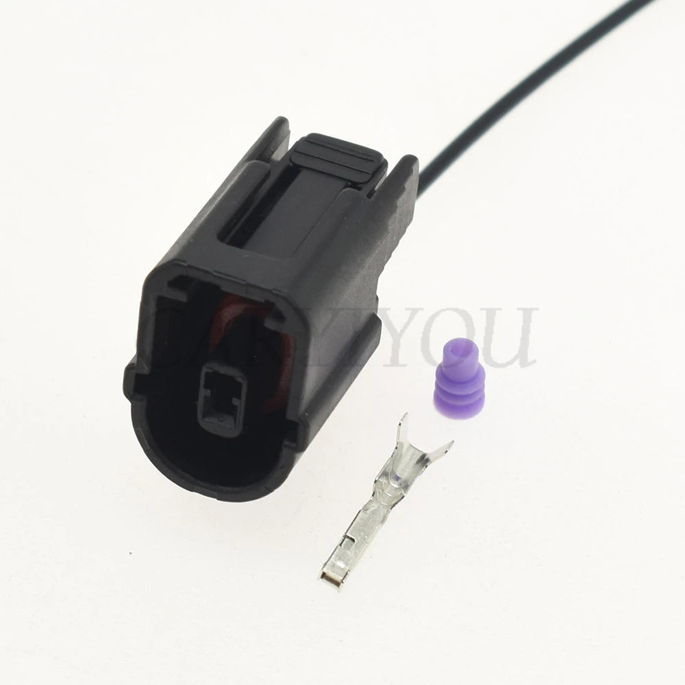 DJ70112A series male and female connector applied in automotive wiring harness for stable and reliable electrical performance