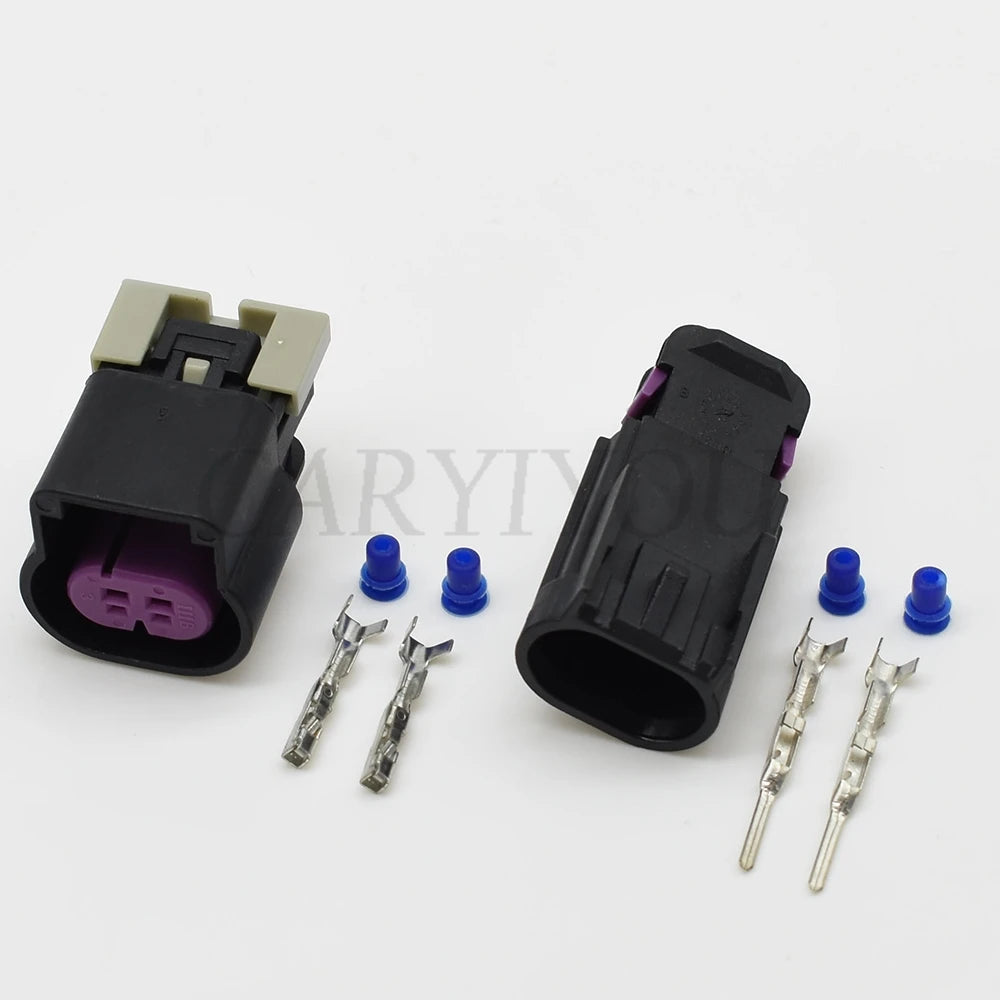 Automotive wiring harness connector locking and sealing design for secure engine installation