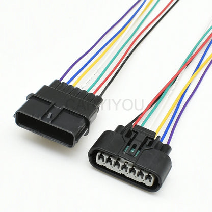 Automotive connector locking structure for DJ7072A DJ70710A series