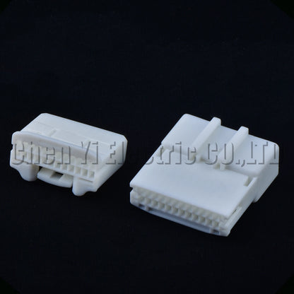 Automotive 24 Pin connector socket for audio navigation host, compatible with Toyota and Nissan cars