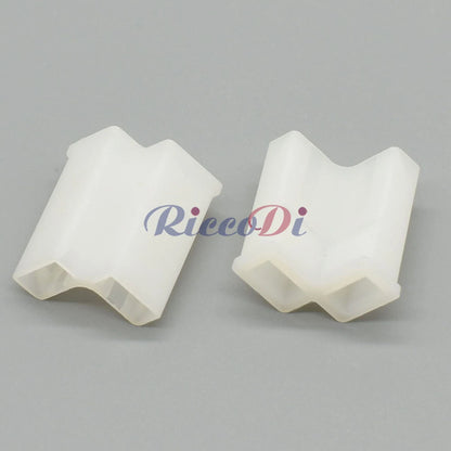 Application of 2 pin female automotive connector plug in waterproof vehicle wiring systems