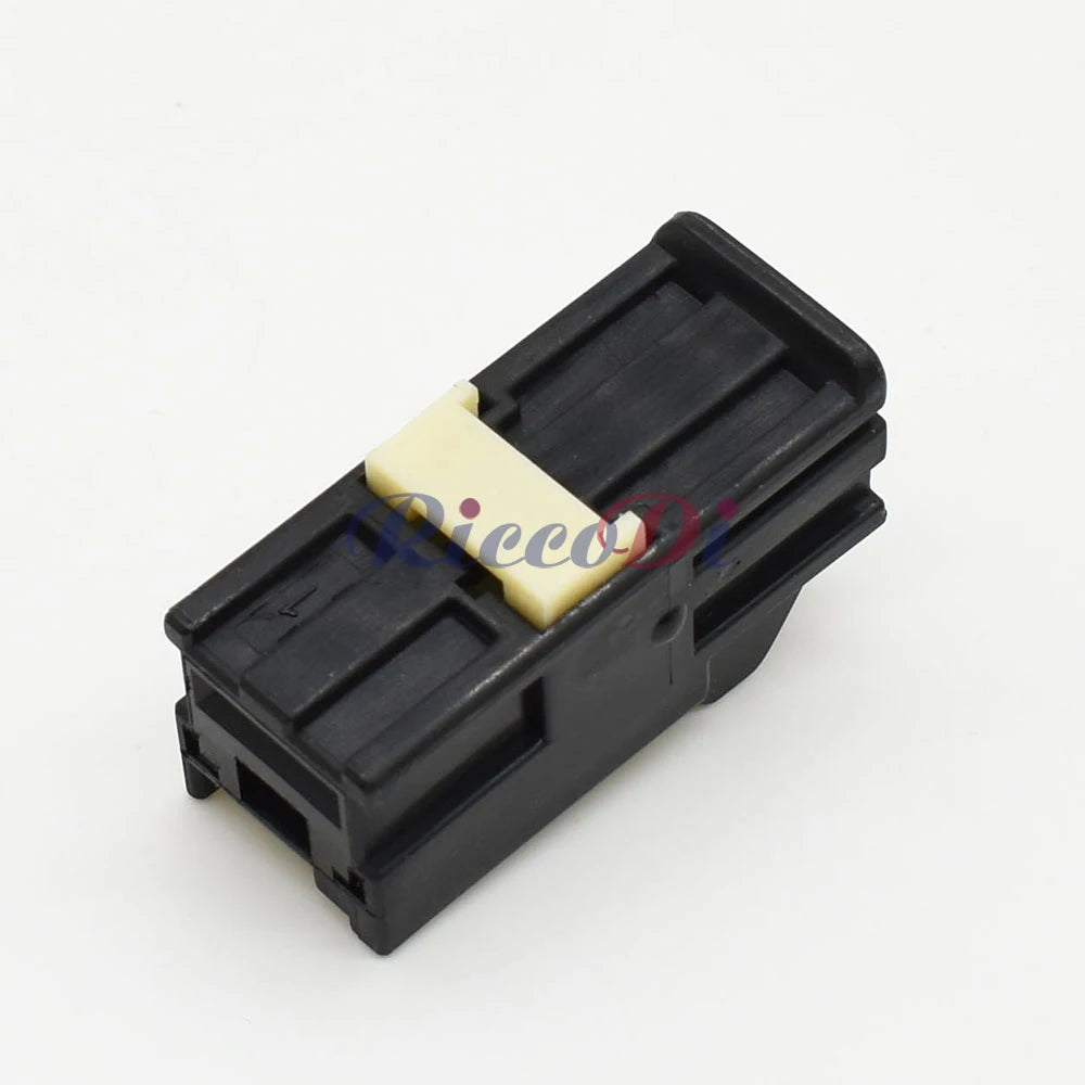 High current automotive connector replacement solution for vehicle electrical repair and maintenance