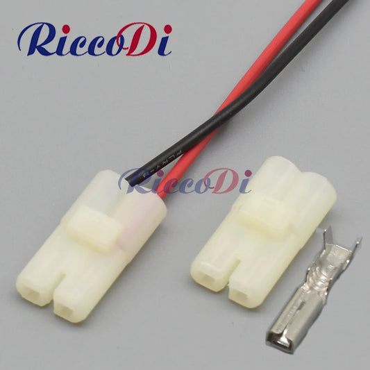 Automotive igniter plug connector designed for car and motorcycle ignition system applications
