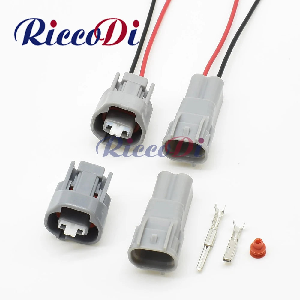 Automotive quick electrical connector wire harness socket with female and male interface for vehicle wiring