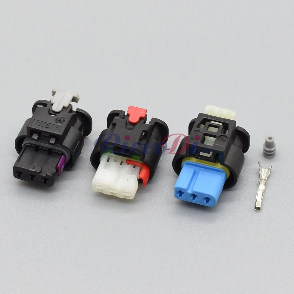 Automotive sensor connector 805-121-523 with secure locking structure