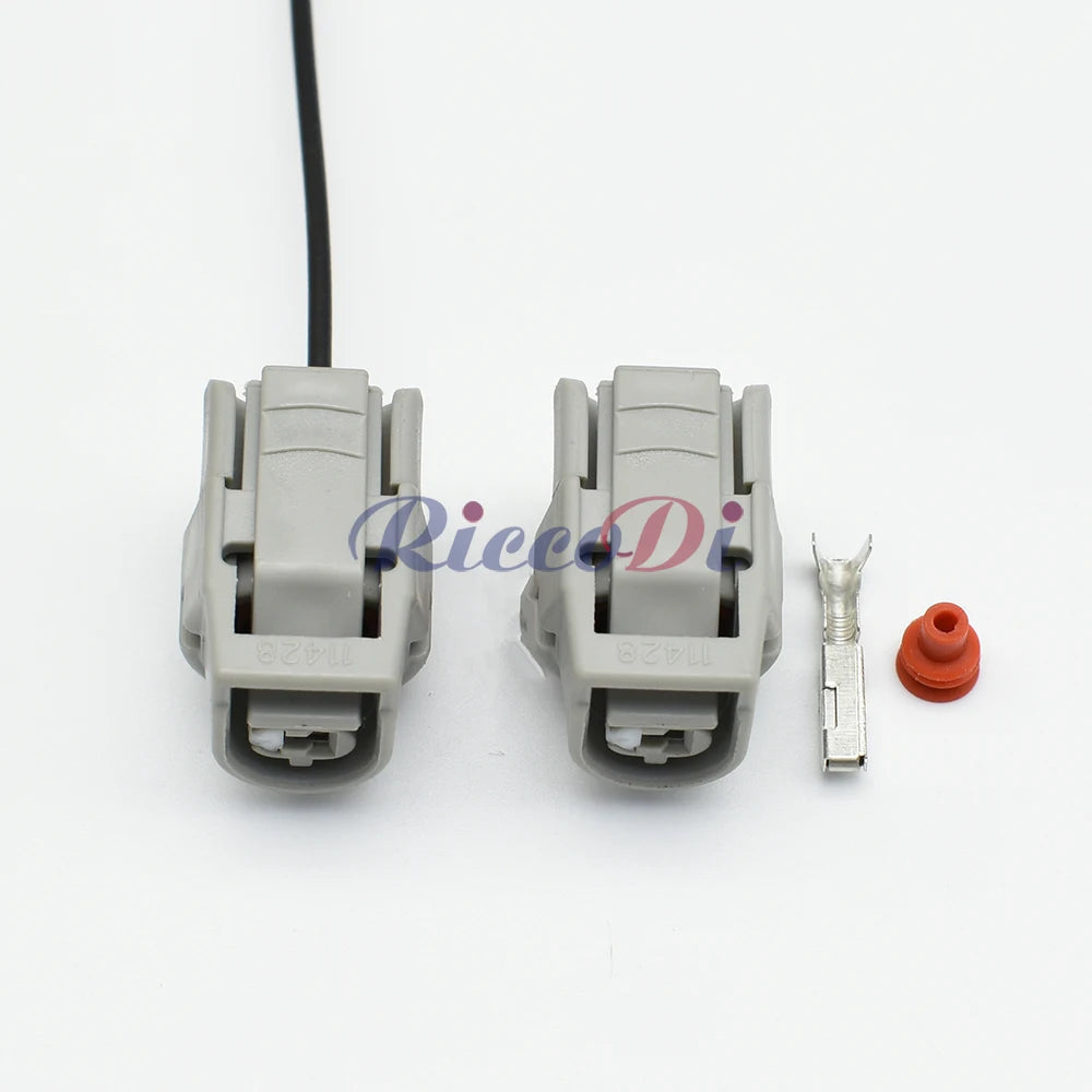 Waterproof wire harness connector applied in automotive water temperature sensor system for reliable performance