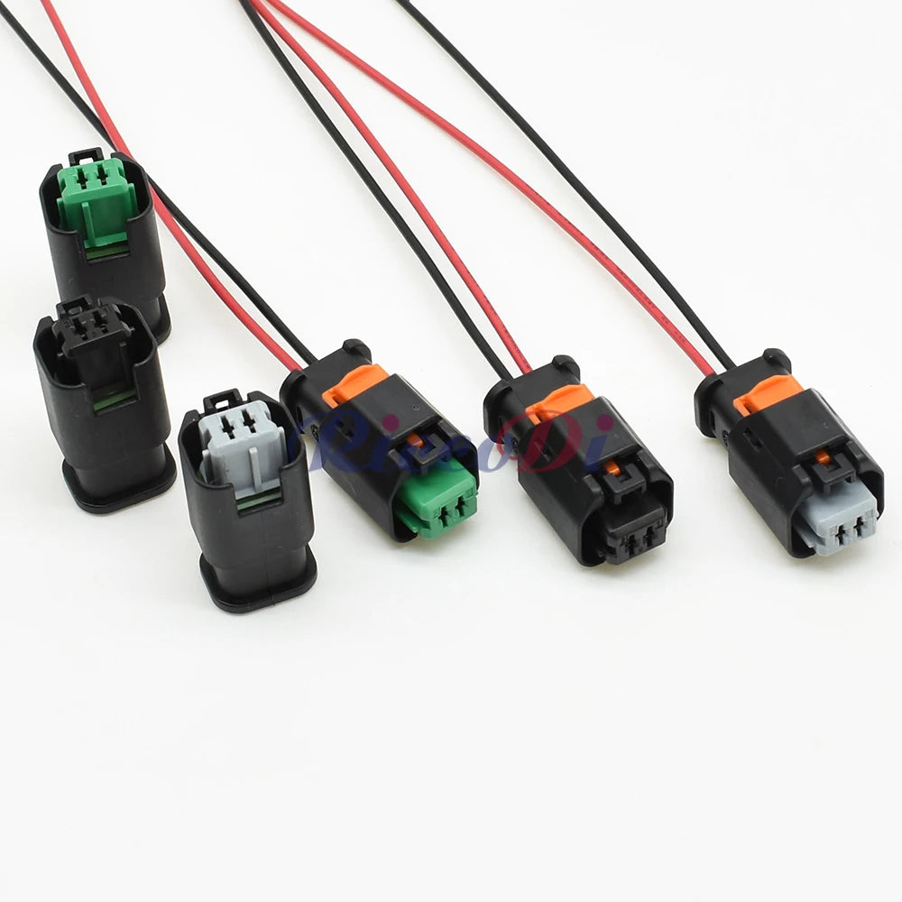 automotive sensor wiring harness connector designed for reliable signal transmission
