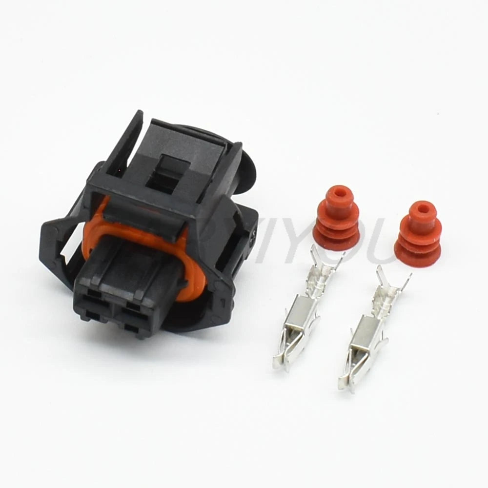 Automotive wire harness connector used in vehicle wiring harnesses and electrical systems