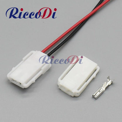 Automotive wire harness connector DJ70220Y-2-21 designed for secure vehicle electrical connections
