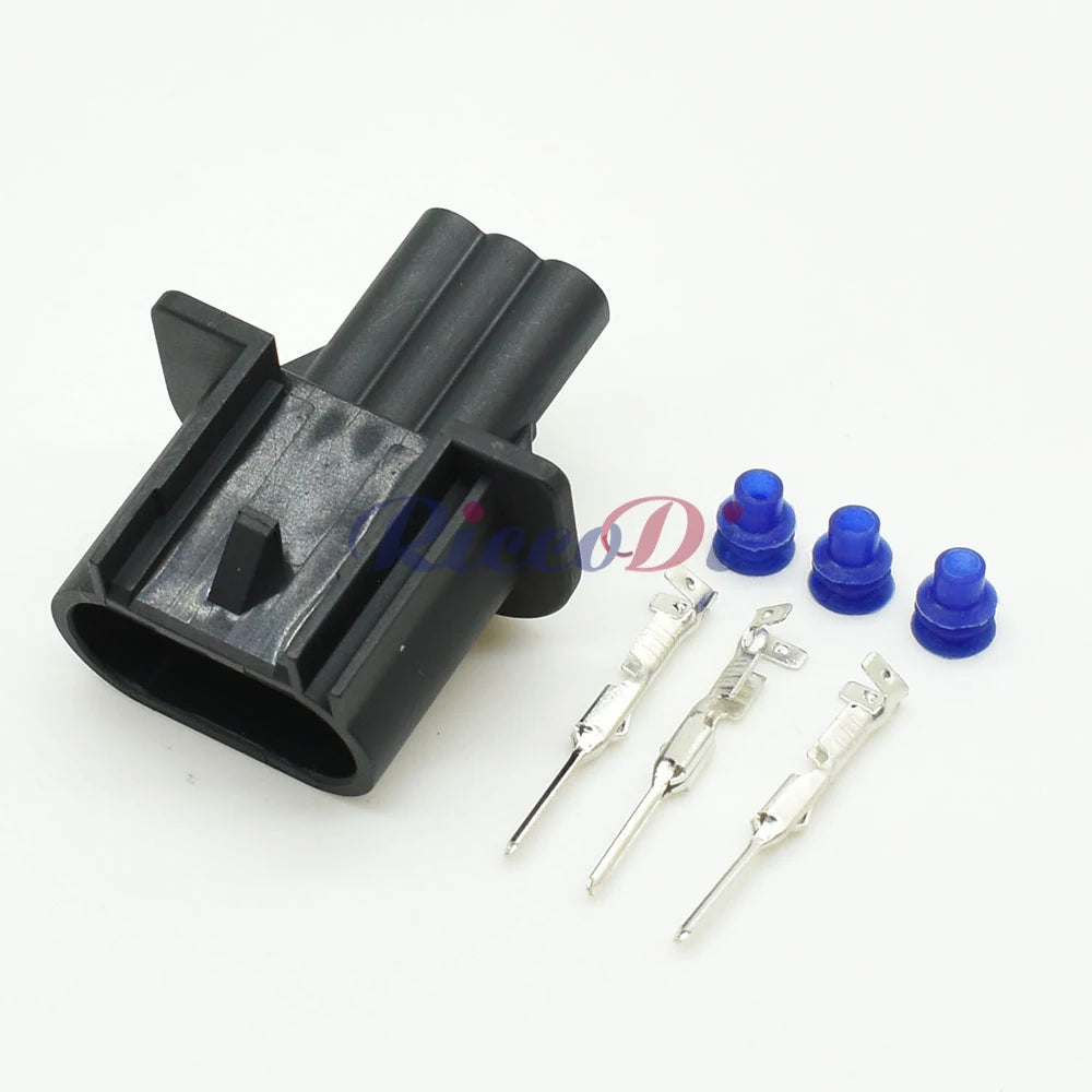 Automotive wire harness connector compatible with Buick and Chevrolet vehicles