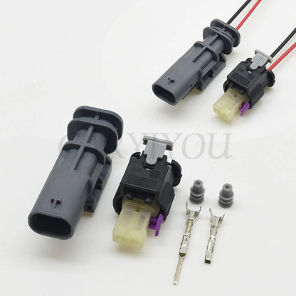 Application of 2 pin female and male automotive wiring harness connector in vehicle electrical system