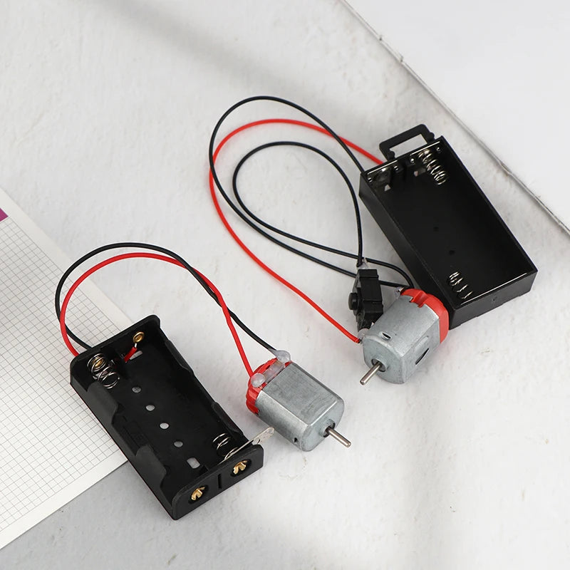 Motor kit battery storage case with switch